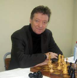 Aukso medal ikovojo alies aklj ir silpnaregi daugkartinis empionas, FIDE meistras B. Rositsanas