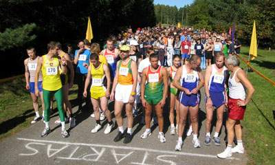 Dalyviai prie� start�