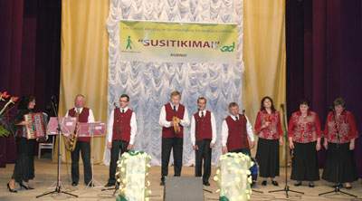 �Susitikimus� baig� LASS Raseini� rajono filialo vokalinis instrumentinis ansamblis �Svaja�